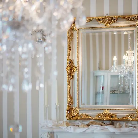 Luxury Loreta アパート スプリト