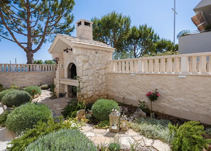 Luxury Loreta 公寓